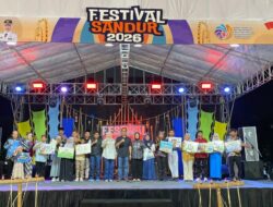 Hari Jadi Bojonegoro 349, Ribuan Warga Dapat Kulineran Gratis dan Disuguhi Hiburan Seni Sandur